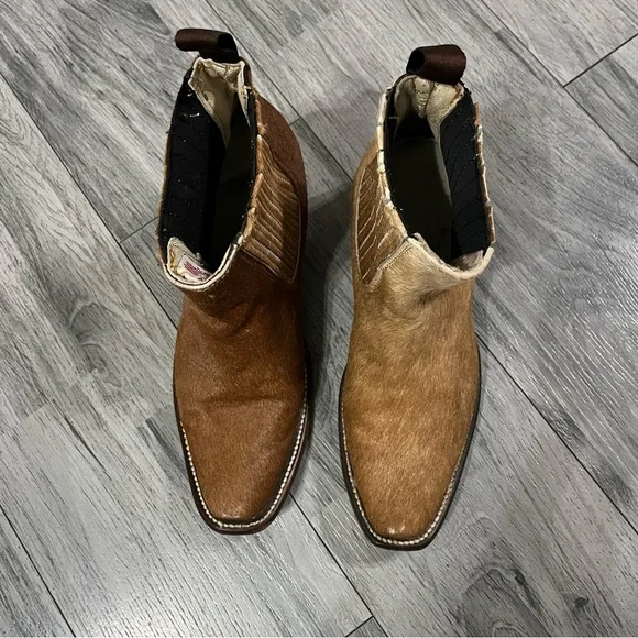 Brown Hair On ankle boots - Picture 7 of 11